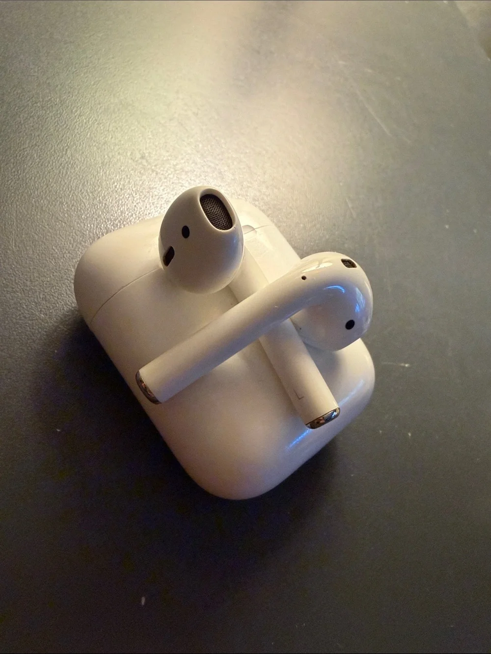 Apple AirPods